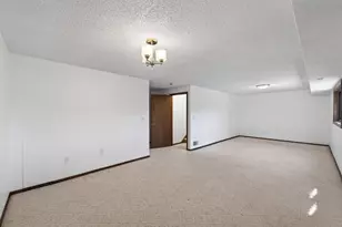 6017 79th Ave N, Brooklyn Park, MN 55443 - Photo 35