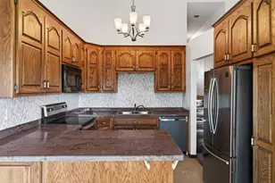 6017 79th Ave N, Brooklyn Park, MN 55443 - Photo 17