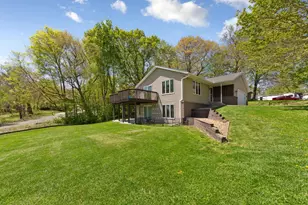 17893 Alexander Ave, Faribault, MN 55021 - Photo 5