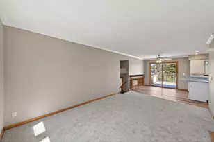 6120 Valley Creek Rd, Woodbury, MN 55125 - Photo 3