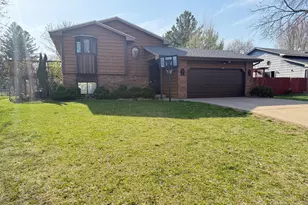 7717 Bryant Ave N, Brooklyn Park, MN 55444 - Photo 17