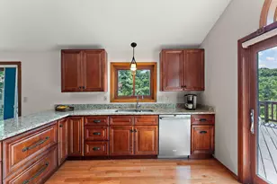 2330 Overlook Circle E, Maplewood, MN 55119 - Photo 15