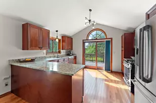 2330 Overlook Circle E, Maplewood, MN 55119 - Photo 13