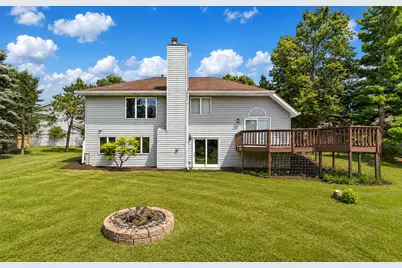 2330 Overlook Circle E, Maplewood, MN 55119 - Photo 3