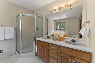 2330 Overlook Circle E, Maplewood, MN 55119 - Photo 17