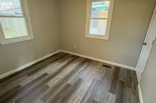 211 Clinton St, Austin, MN 55912 - Photo 7