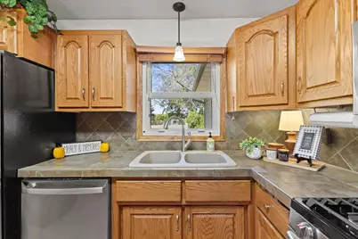 61 212th Lane NW, Cedar, MN 55011 - Photo 17