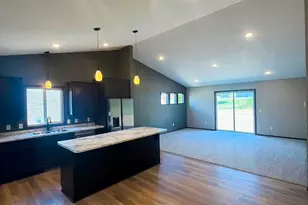 1615 Park View Ln NE, Sauk Rapids, MN 56379 - Photo 3