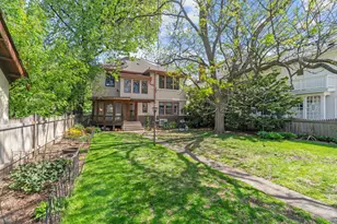 1629 W 25th St, Minneapolis, MN 55405 - Photo 9