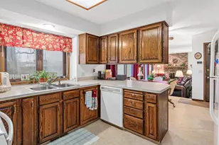 4936 Poppy Ln, Edina, MN 55435 - Photo 7