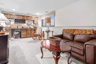 4936 Poppy Ln, Edina, MN 55435 - Photo 13
