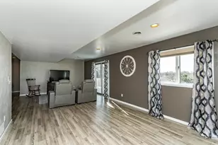 9 Island Heights Ct NE, Pine Island, MN 55963 - Photo 29