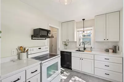 3342 Pierce Street NE, Minneapolis, MN 55418 - Photo 7