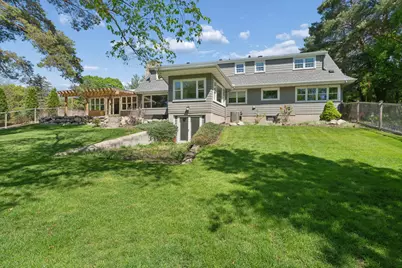 784 Hilltop Court, Mendota Heights, MN 55118 - Photo 11
