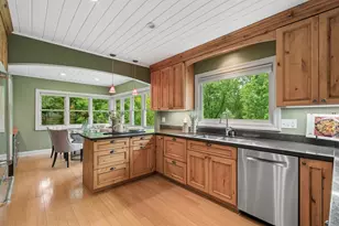 784 Hilltop Ct, Mendota Heights, MN 55118 - Photo 31