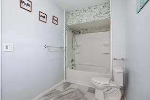 4148 Bryant Ave N, Minneapolis, MN 55412 - Photo 21