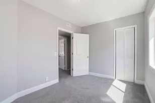 4148 Bryant Ave N, Minneapolis, MN 55412 - Photo 27