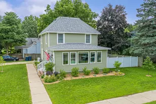 701 3rd Street W, Northfield, MN 55057 - Photo 1