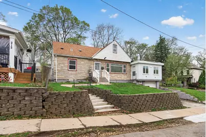 200 Belvidere Street E, Saint Paul, MN 55107 - Photo 1