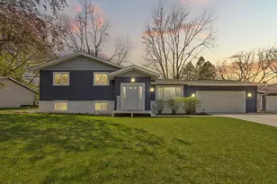 1702 McKinley Dr, Northfield, MN 55057 - Photo 33
