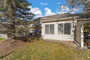 7556 Ojibway Park Bay, Woodbury, MN 55125 - Photo 31