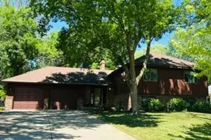 8648 Park Ave, Saint Bonifacius, MN 55375 - Photo 1