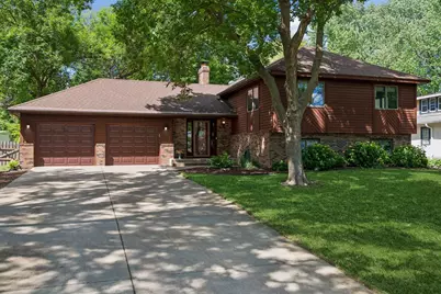 8648 Park Avenue, Saint Bonifacius, MN 55375 - Photo 1