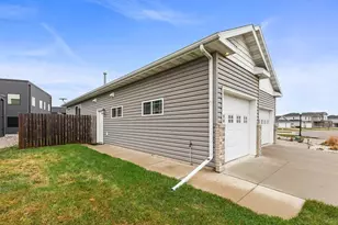 5103 44th St S, Fargo, ND 58104 - Photo 5