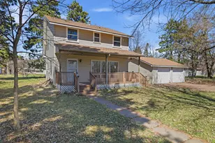 465 W 2nd St, Rush City, MN 55069 - Photo 3