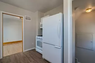 416 N 2nd St, Le Sueur, MN 56058 - Photo 17