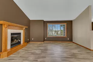 1002 Brook Ct, Sauk Rapids, MN 56379 - Photo 11