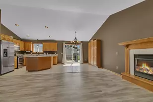 1002 Brook Ct, Sauk Rapids, MN 56379 - Photo 7