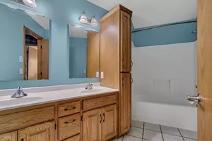 1002 Brook Ct, Sauk Rapids, MN 56379 - Photo 23