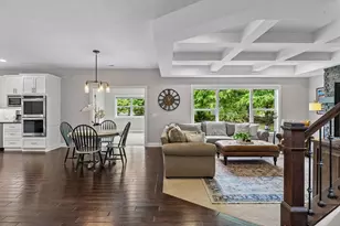 899 Rolling Bluff, Excelsior, MN 55331 - Photo 7
