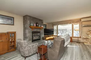239 W Kinne St, Ellsworth, WI 54011 - Photo 9