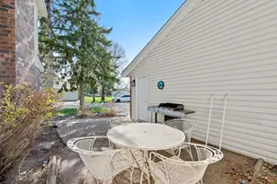 9307 73rd St S, Cottage Grove, MN 55016 - Photo 7