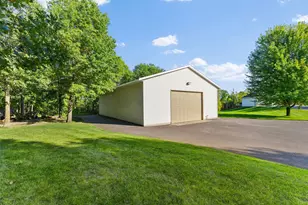 39541 Eastwood Ave, North Branch, MN 55056 - Photo 13