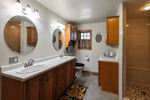 617 N 9th St, Montevideo, MN 56265 - Photo 33
