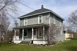720 1st St N, Waterville, MN 56096 - Photo 1