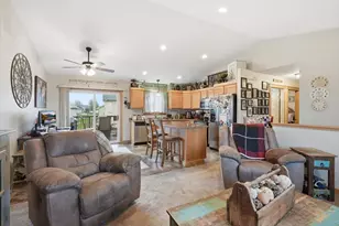 1542 Ponderosa Ln, New Richmond, WI 54017 - Photo 5
