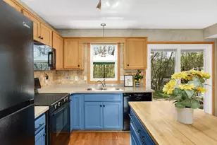 2755 Ranchview Ln N, Plymouth, MN 55447 - Photo 11