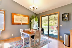 357 Glenmeadow St, River Falls, WI 54022 - Photo 5