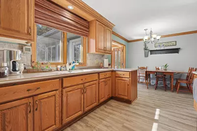 908 Pleasantview Drive SE, Willmar, MN 56201 - Photo 5