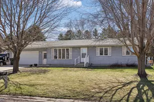 908 Pleasantview Dr SE, Willmar, MN 56201 - Photo 1