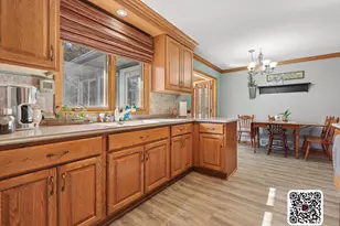 908 Pleasantview Dr SE, Willmar, MN 56201 - Photo 5