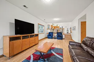 3961 Stonebridge Dr N, Eagan, MN 55123 - Photo 17