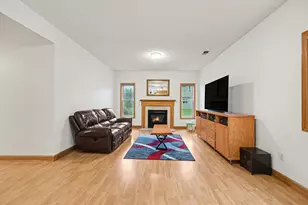 3961 Stonebridge Dr N, Eagan, MN 55123 - Photo 15