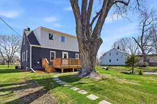 3370 Library Ln, Saint Louis Park, MN 55426 - Photo 5