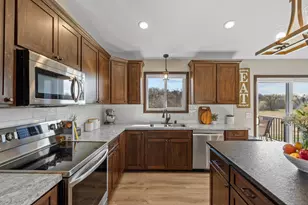 375 29th Ave SE, Saint Cloud, MN 56304 - Photo 9