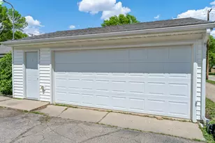 820 N 6th St, Montevideo, MN 56265 - Photo 29